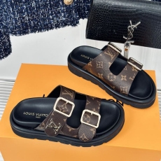 Louis Vuitton Slippers